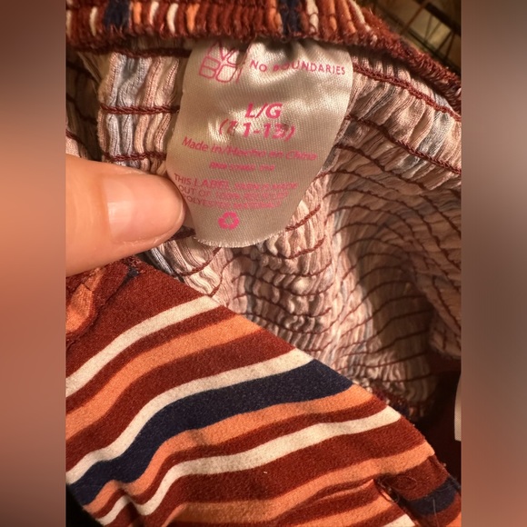 ✨5/$15 No Boundaries Rust Striped Casual Jumpsuit size Large - Picture 7 of 7
